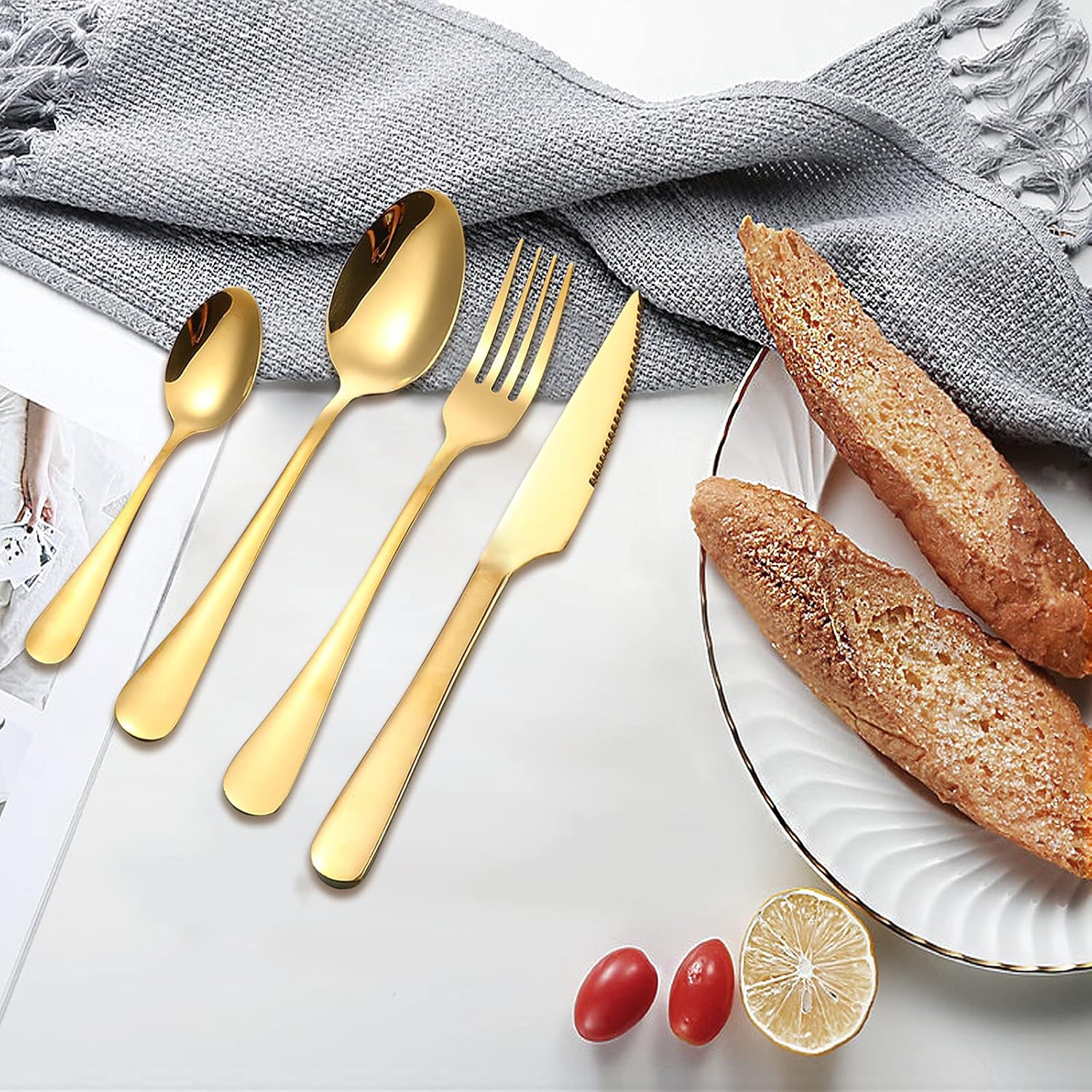 Coffret premium - Set de 24 couverts durables, résistants à la rouille  (Dernières pièces restantes - Stock très limité)