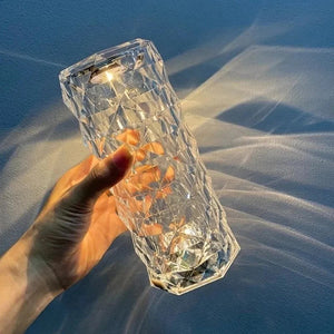 Lampe de table en cristal de diamant  - économisez sur vos factures de courant (EN PROMOTION - Stock très limité)